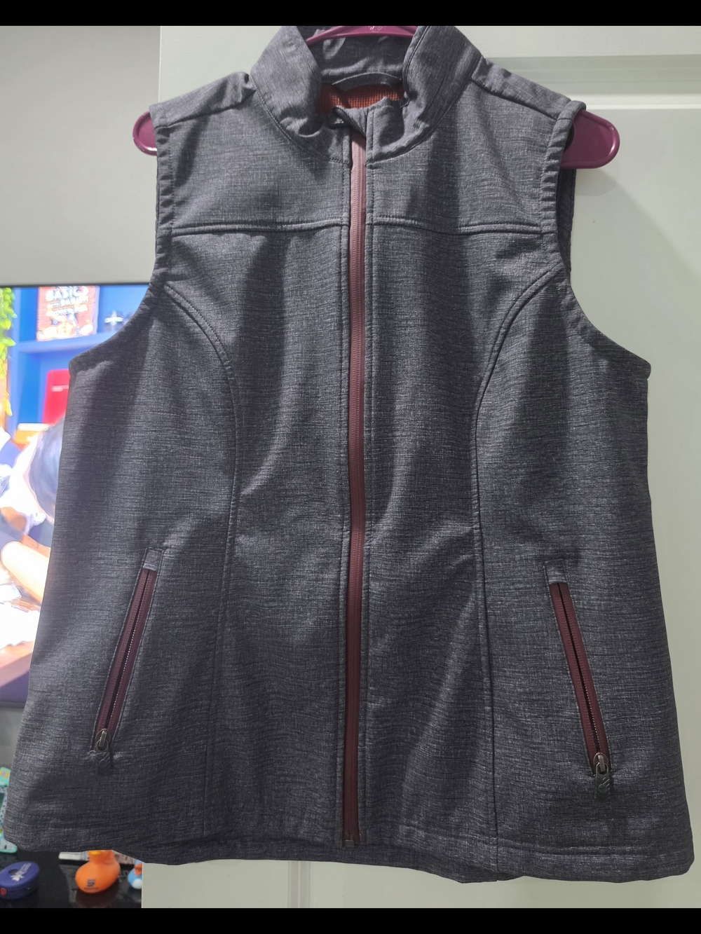 Sleeveless Zip-Front Softshell Vest - Shyanne Brand